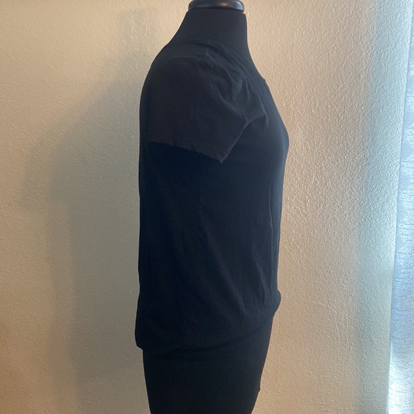 Victoria Sport Black Tee - Picture 3 of 5